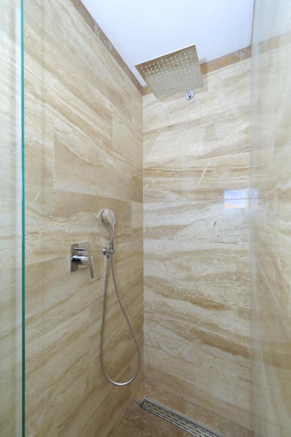 Penthouse Diem - Private Pool With Sea View Zadar Exterior photo